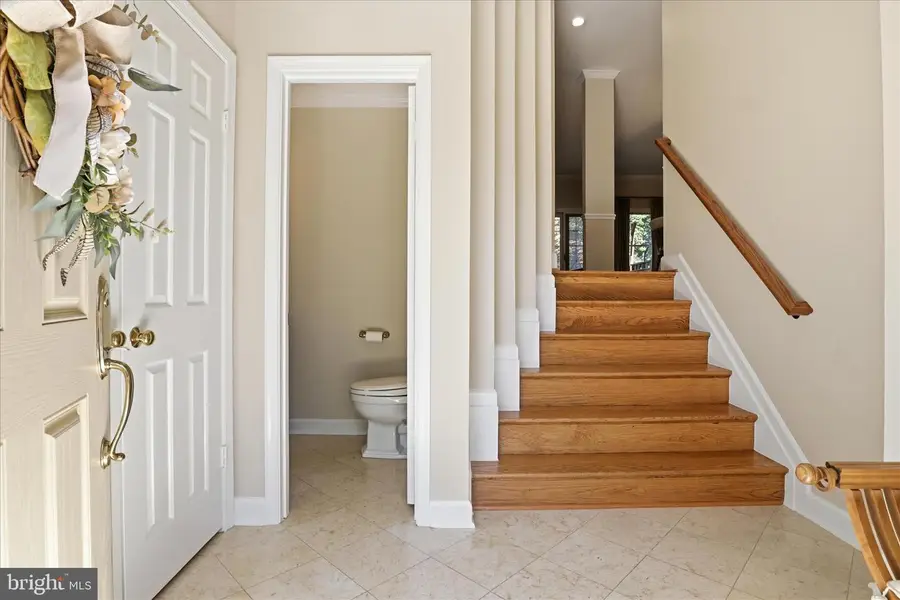 1496 Hampton Hill Cir, McLean, VA 22101 - #3