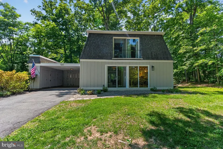 11201 Wedge Dr, Reston, VA 20190 - #2