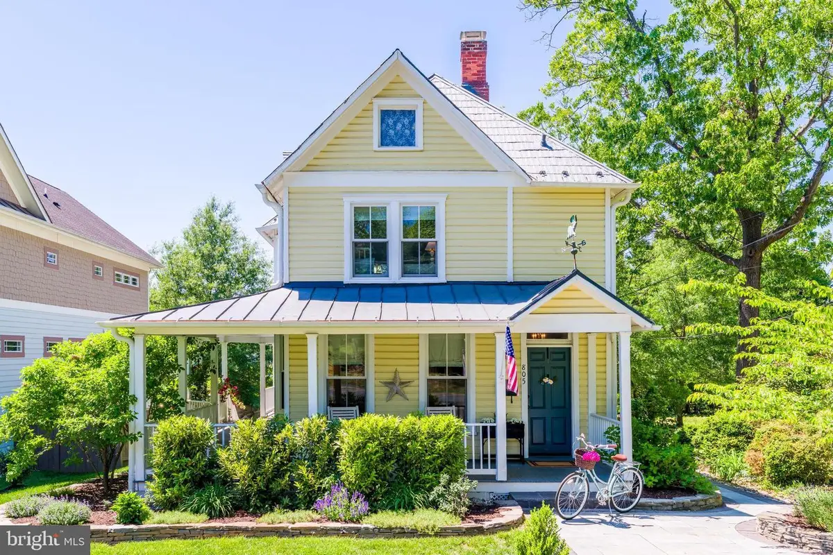 805 Monroe St, Herndon, VA 20170 - #1