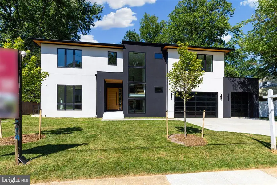1002 Avery Ct Sw, Vienna, VA 22180 - #3