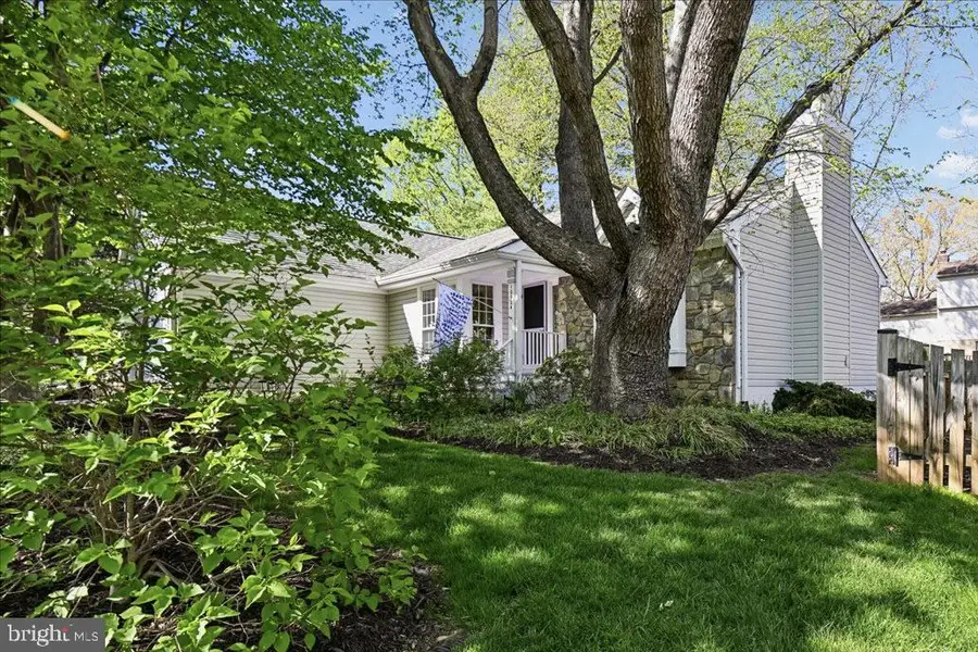 10924 Adare Dr, Fairfax, VA 22032 - #3