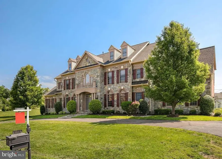 9311 Occoquan Overlook Dr, Lorton, VA 22079 - #2