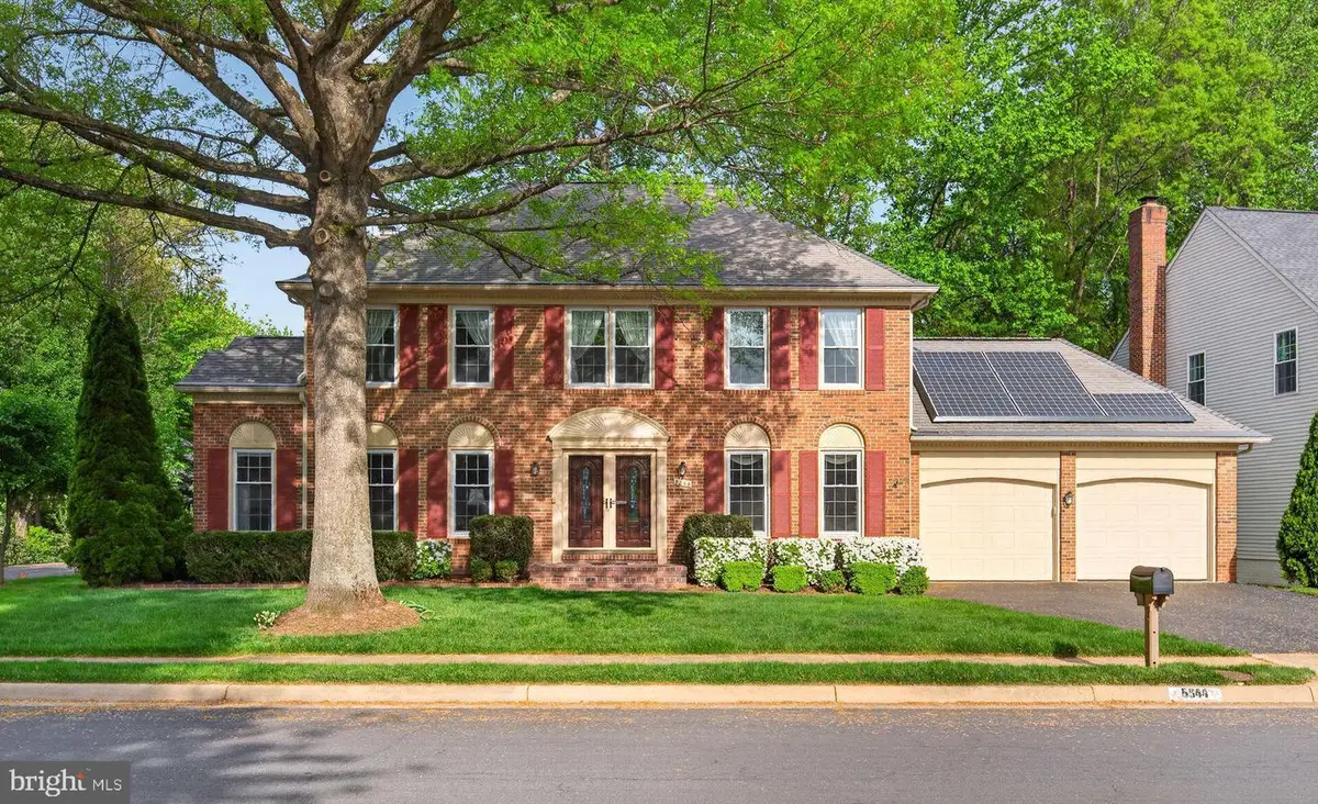 8844 Silverline Dr, Fairfax Station, VA 22039 - #1
