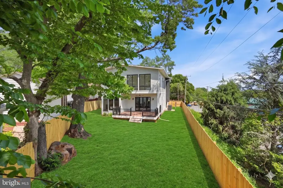 3126 Westley Rd, Falls Church, VA 22042 - #3