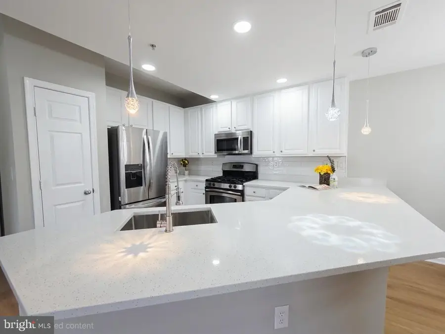 11345 Aristotle Dr #6-410, Fairfax, VA 22030 - #2