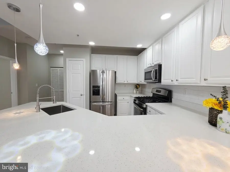 11345 Aristotle Dr #6-410, Fairfax, VA 22030 - #3