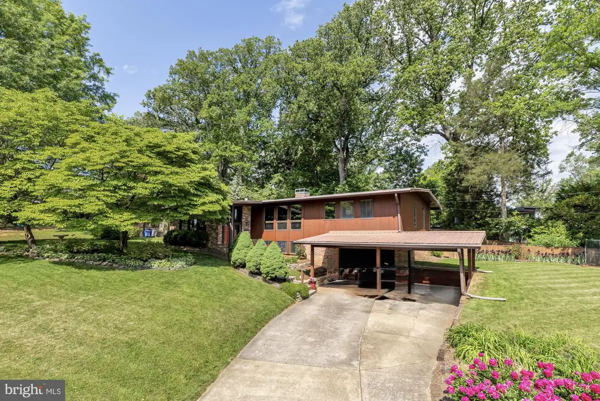 3018 Pine Spring Rd, Falls Church, VA 22042 - #1