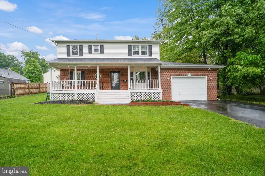 7558 Park Ln, Annandale, VA 22003 - #2