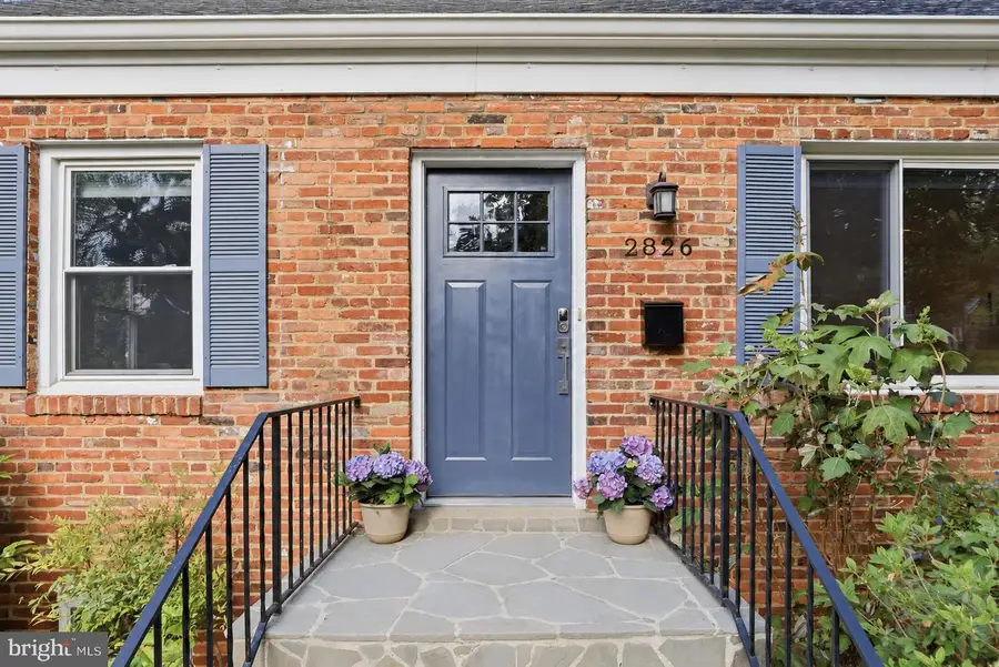2826 W George Mason Rd, Falls Church, VA 22042 - #3