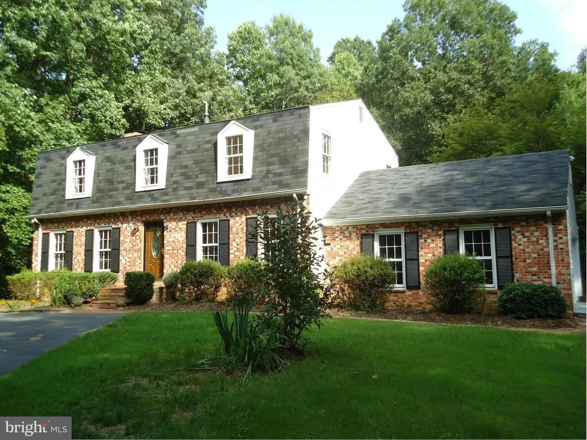 6401 Wolf Run Hunt Ct, Fairfax Station, VA 22039 - #1