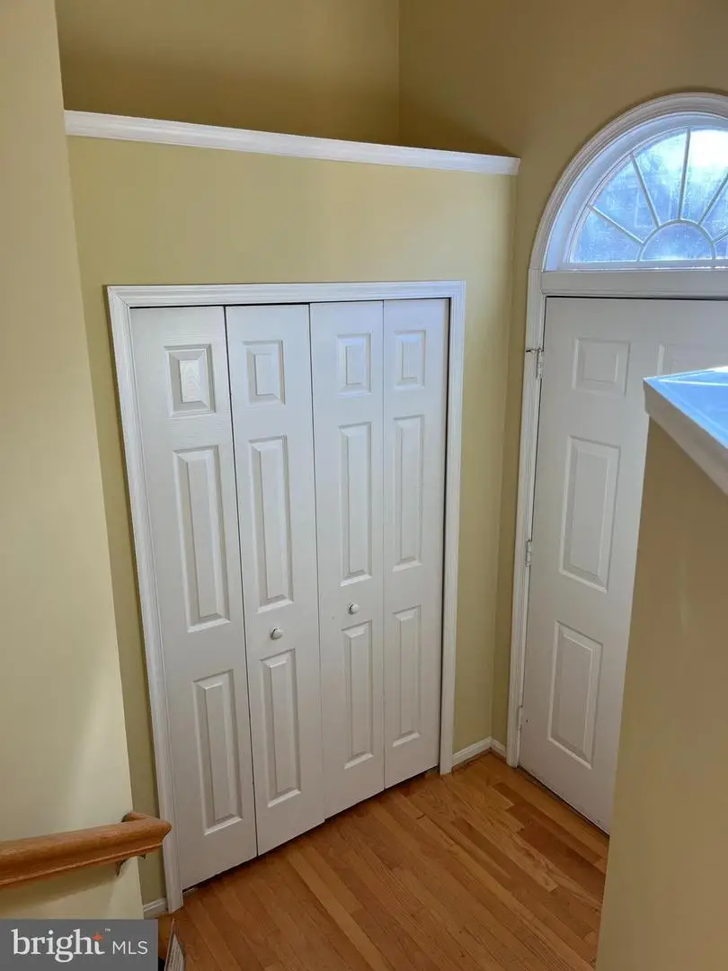 14636 Stream Pond Dr, Centreville, VA 20120 - #2