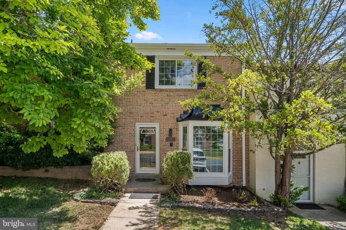 4543 Pinecrest Heights Dr, Annandale, VA 22003 - #1