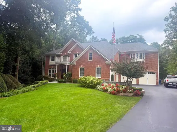 10330 Regency Station Dr, FAIRFAX STATION, VA 22039