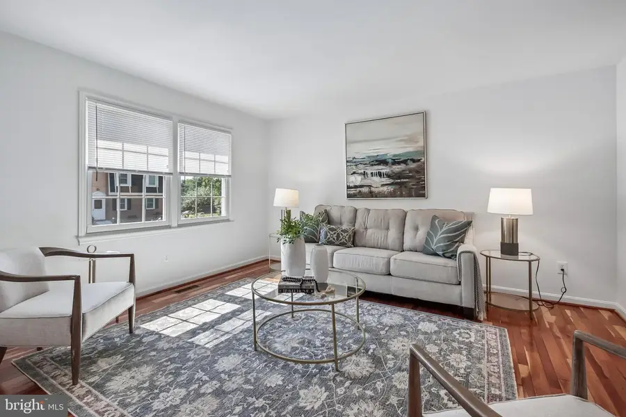 3333 Breckenridge Ct, Annandale, VA 22003 - #3