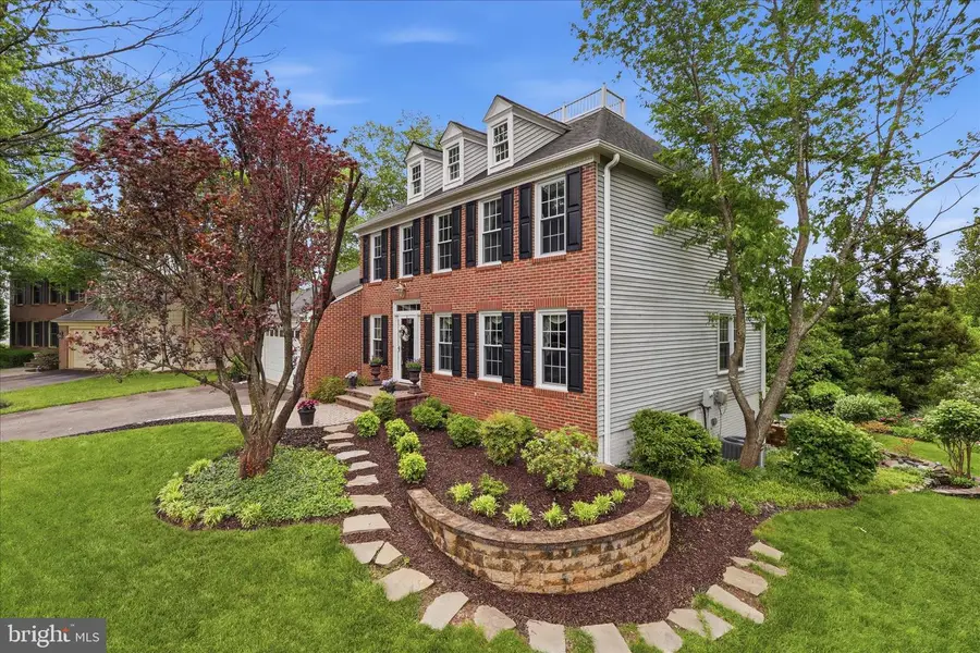 8521 Century Oak Ct, Fairfax Station, VA 22039 - #3