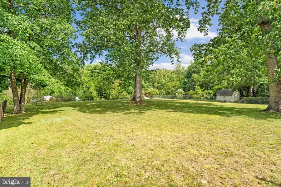 7618 Highland St, Springfield, VA 22150 - #3