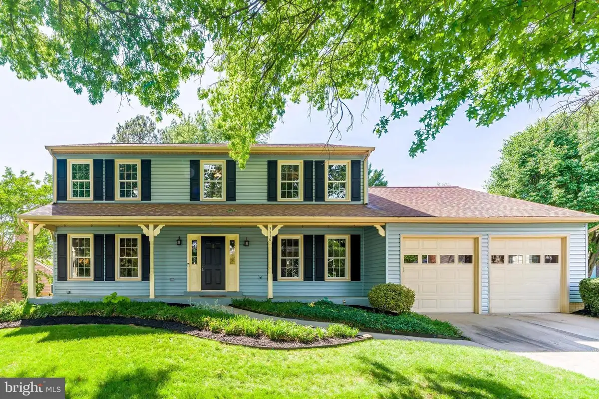 3316 Thorngate Dr, Herndon, VA 20171 - #1