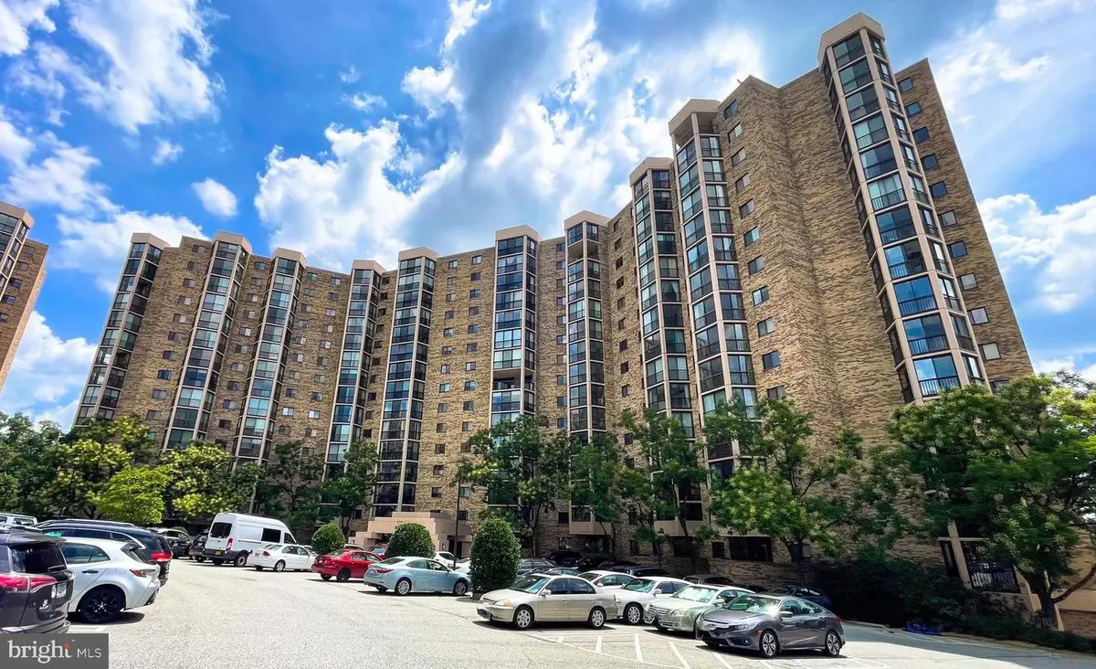 5904 Mount Eagle Dr #803, Alexandria, VA 22303 - #1