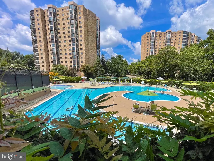 5904 Mount Eagle Dr #803, Alexandria, VA 22303 - #2