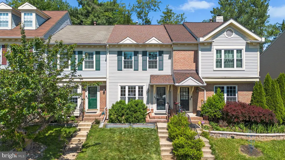 6557 Cypress Point Rd, Alexandria, VA 22312 - #1