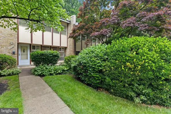4420 Forest Glen Ct, ANNANDALE, VA 22003