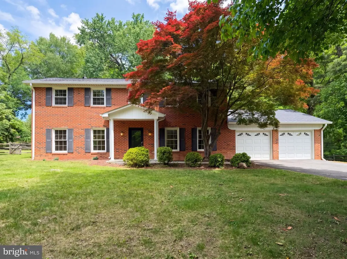 3211 Fox Mill Rd, Oakton, VA 22124 - #1