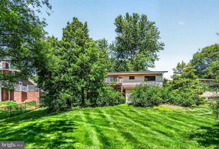 6333 Camilla St, Springfield, VA 22152 - #3