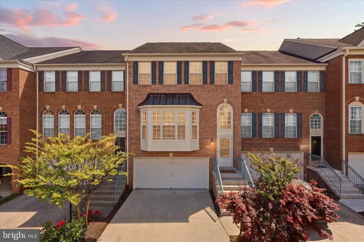 13573 Cedar Run Ln, Herndon, VA 20171 - #1