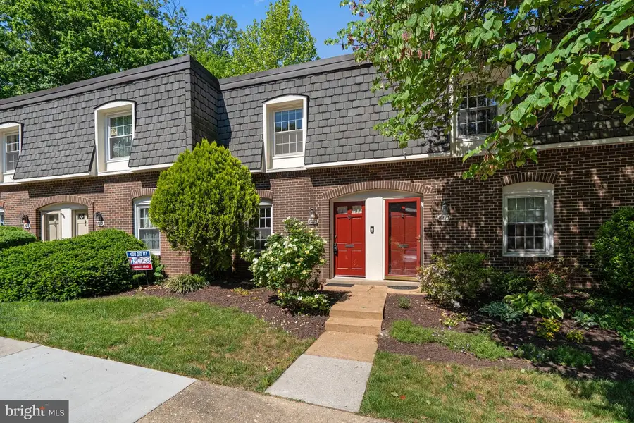 8221 Tory Rd #150, Springfield, VA 22152 - #2