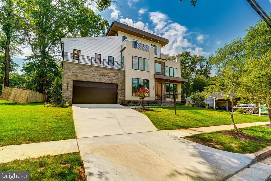 506 Kingsley Rd Sw, Vienna, VA 22180 - #2