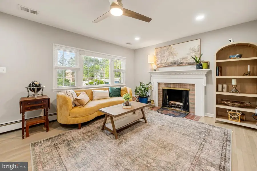 5505 Justis Pl, Alexandria, VA 22310 - #2