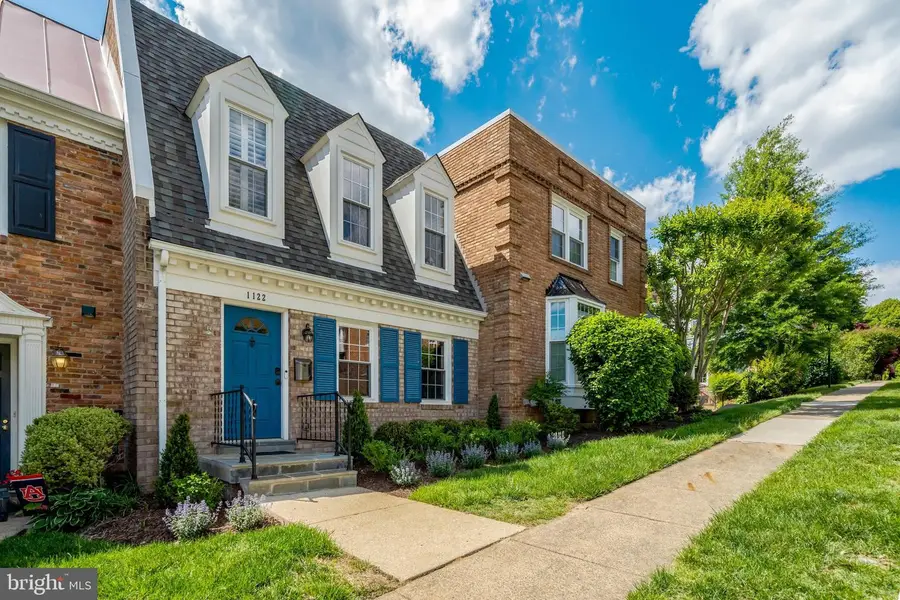 1122 Kensington Rd, McLean, VA 22101 - #2