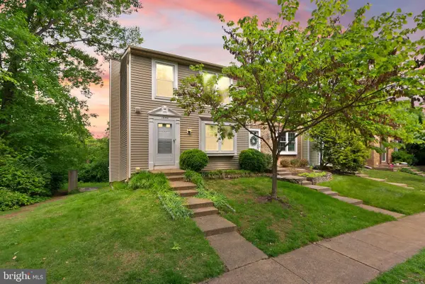 1694 Sierra Woods Ct, RESTON, VA 20194
