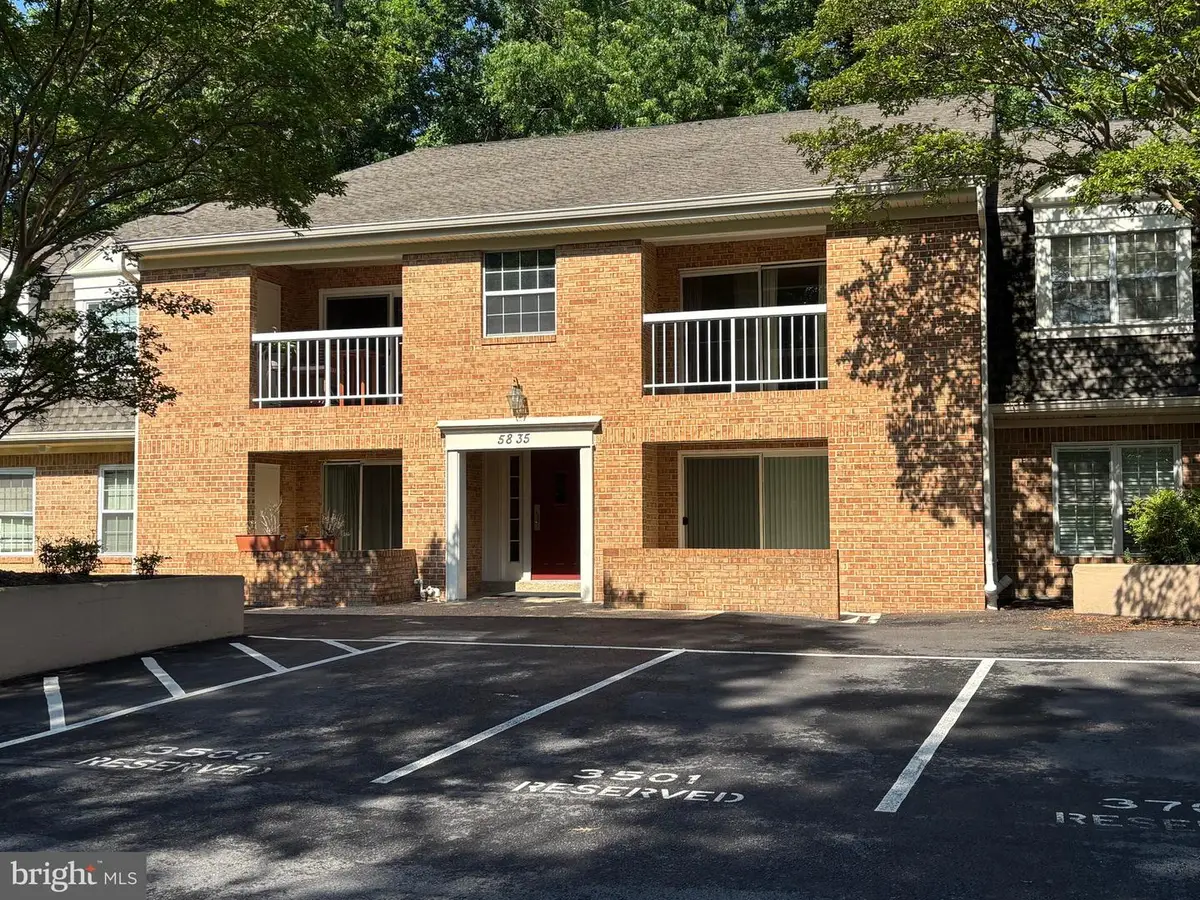 5835 Cove Landing Rd #304, Burke, VA 22015 - #1