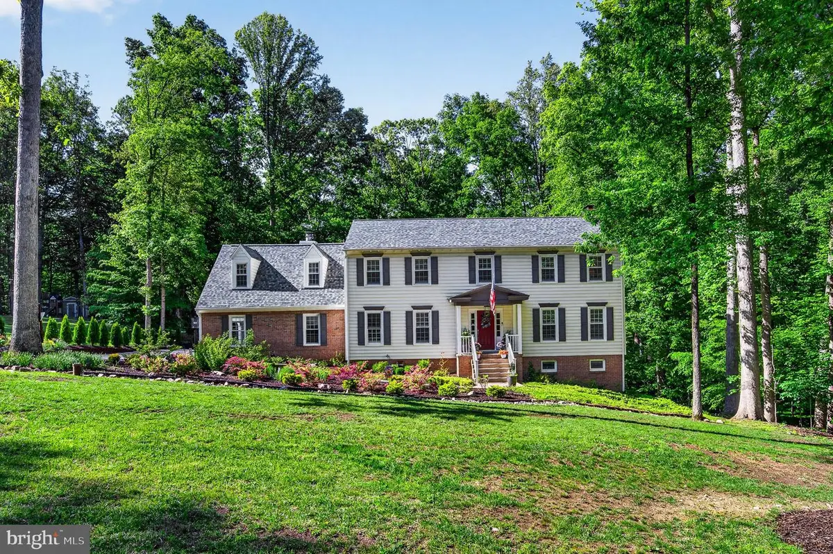 10424 Hampton Rd, Fairfax Station, VA 22039 - #1