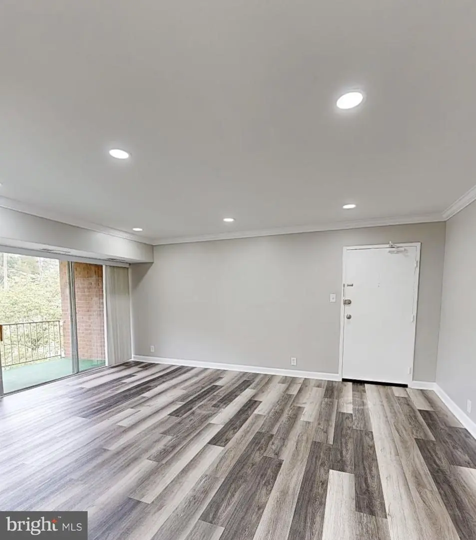 3700 N Rosser St #204, Alexandria, VA 22311 - #1