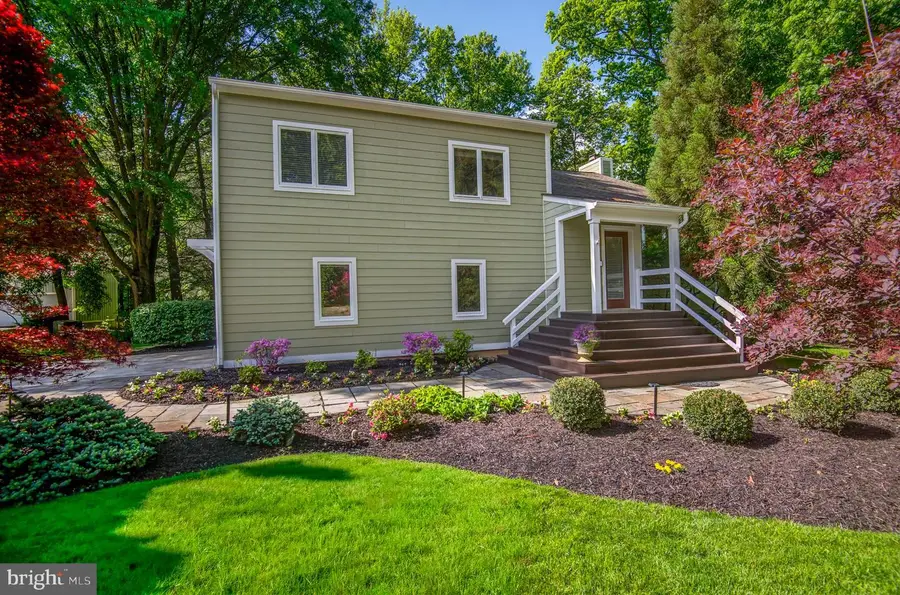 2450 Brussels Ct, Reston, VA 20191 - #2