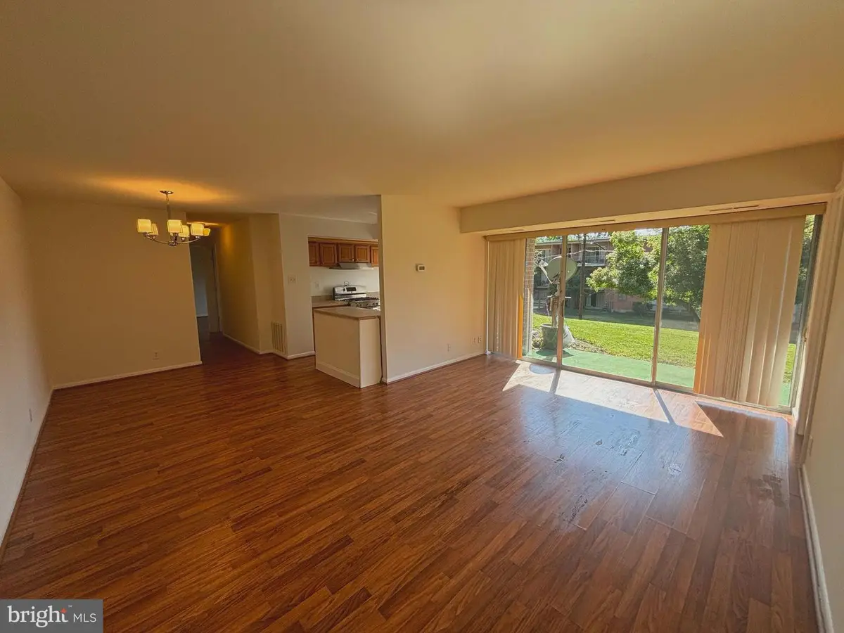 3706 N Rosser St #t2, Alexandria, VA 22311 - #1