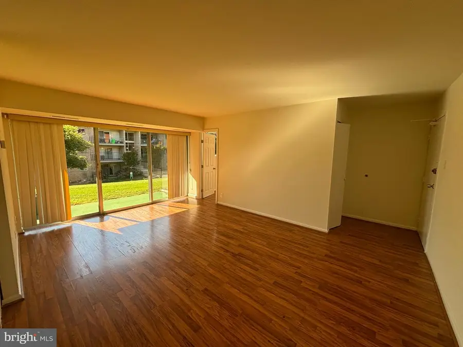 3706 N Rosser St #t2, Alexandria, VA 22311 - #2