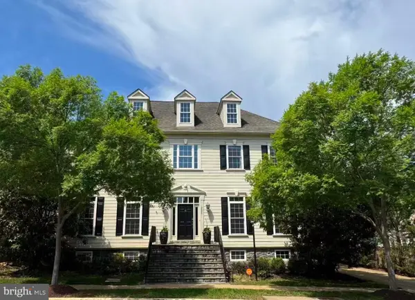 2822 Norborne Place, OAKTON, VA 22124