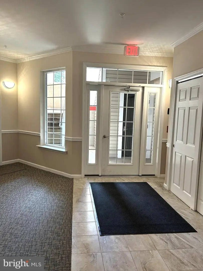 4210-f Mozart Brigade Ln #f, Fairfax, VA 22030 - #3