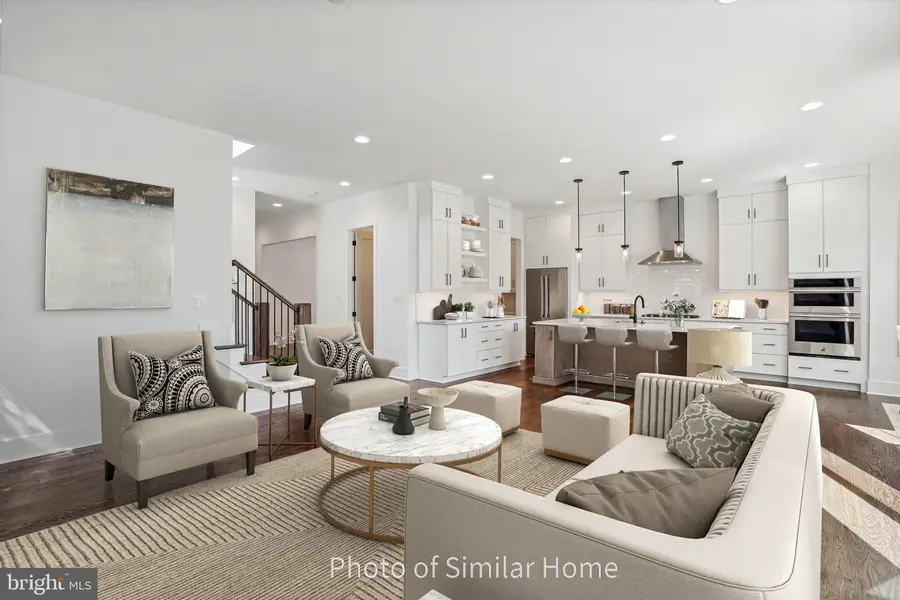 1607 Hunting Ave, McLean, VA 22102 - #3
