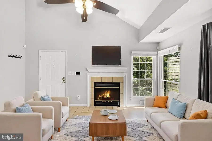 4555 Interlachen Ct #g, Alexandria, VA 22312 - #3