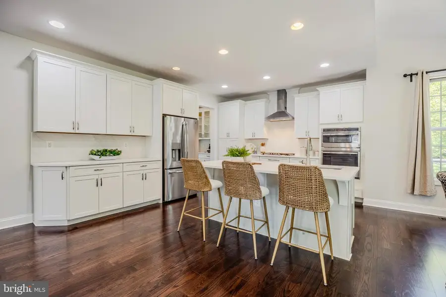 2905 Random Rd, Falls Church, VA 22042 - #2