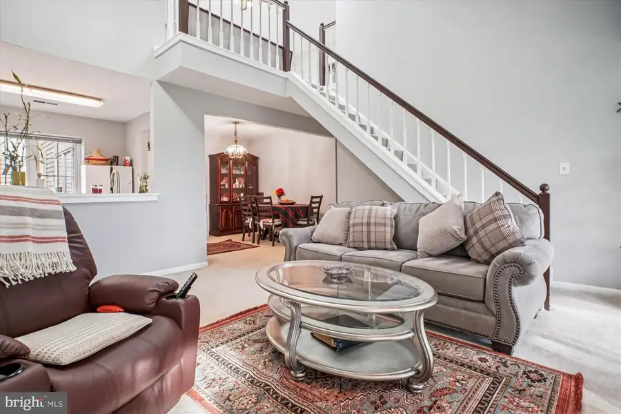 4555 Interlachen Ct #j, Alexandria, VA 22312 - #3