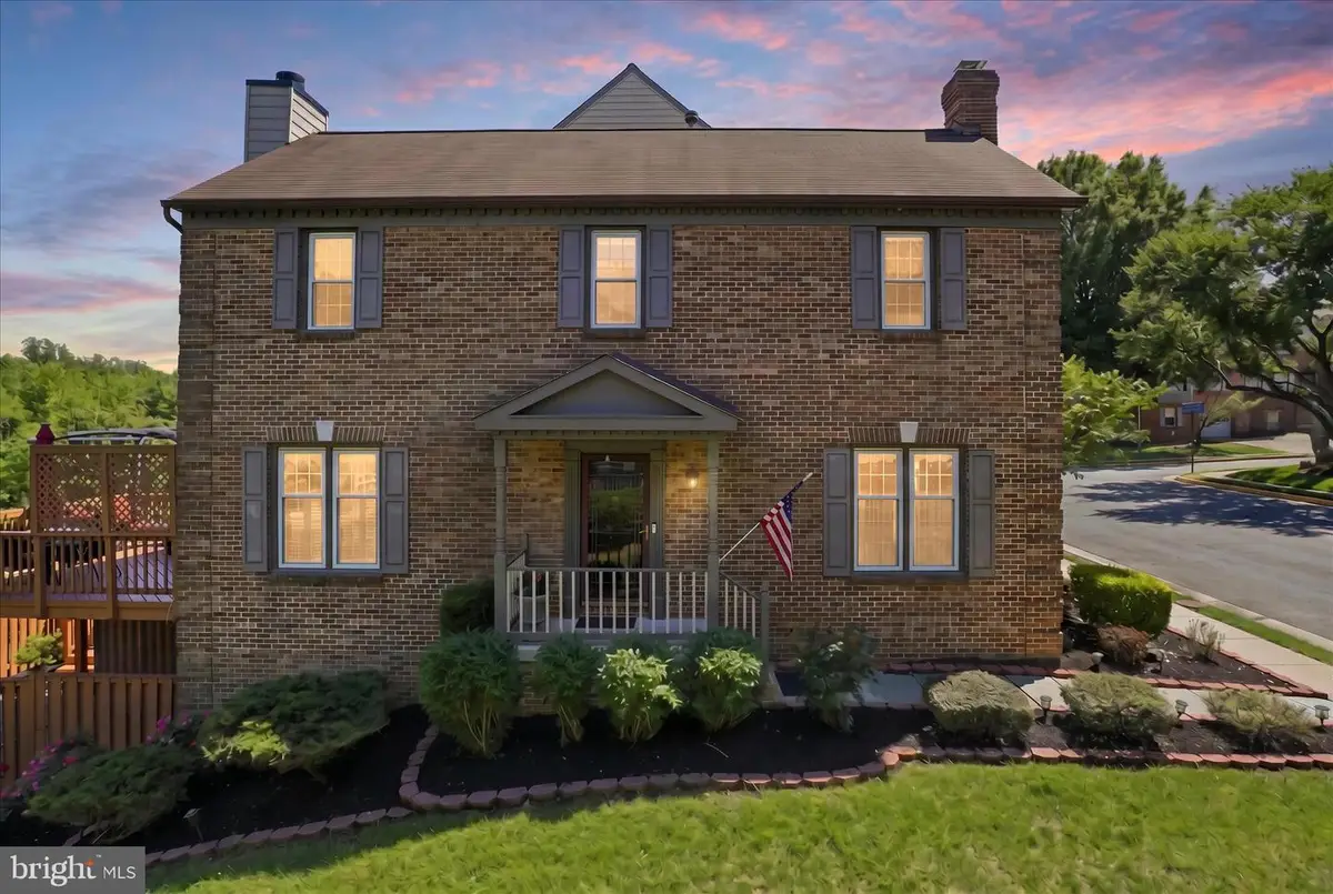5916 Wescott Hills Way, Alexandria, VA 22315 - #1
