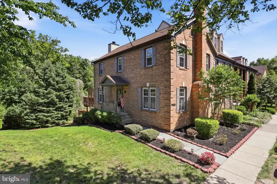 5916 Wescott Hills Way, Alexandria, VA 22315 - #3