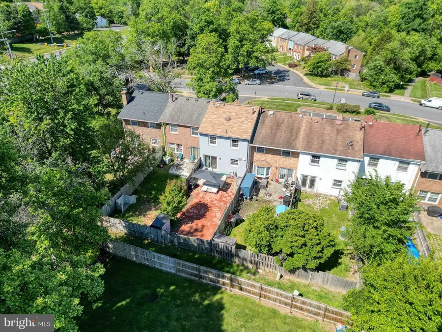 6335 Paddington Ln, Centreville, VA 20120 - #2