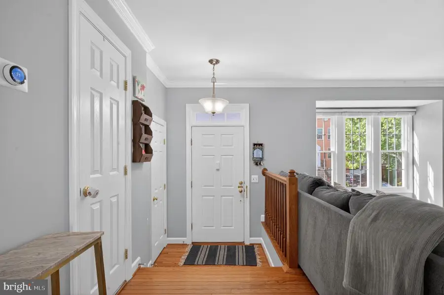 12789 Dogwood Hills Ln, Fairfax, VA 22033 - #3