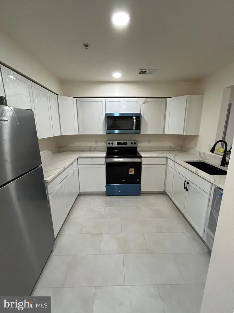 11328 Westbrook Mill Ln #303, Fairfax, VA 22030 - #3